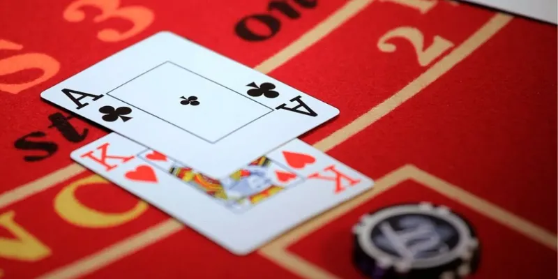 Cách tính điểm Blackjack – Hướng dẫn cho người mới chơi lần đầu 4 Những tình huống đặc biệt khi tính điểm Blackjack