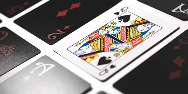 Cách tính điểm Blackjack – Hướng dẫn cho người mới chơi lần đầu 2 Nắm vững luật chơi Blackjack từ A đến Z